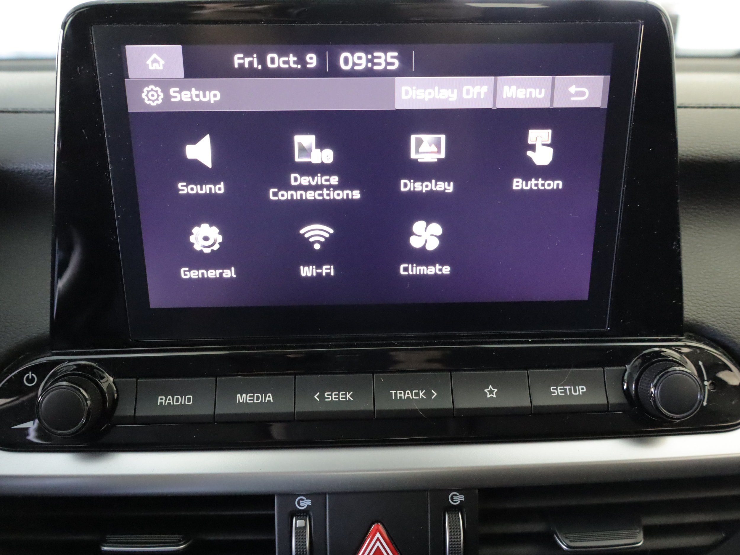 Used 2023 Kia Forte LXS FWD image 11