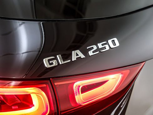 Used 2023 Mercedes-Benz GLA 250 GLA 250 SUV image 10