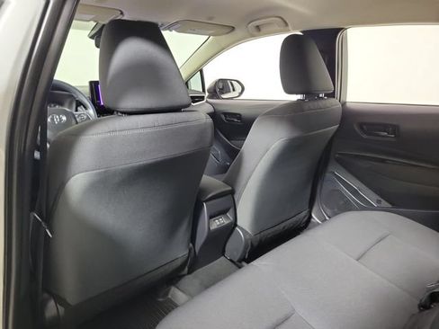 Used 2025 Toyota Corolla LE FWD image 11
