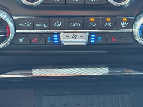 Used 2023 Ford F150 Raptor w/ Raptor Carbon Fibre Package AWD/4WD image 23