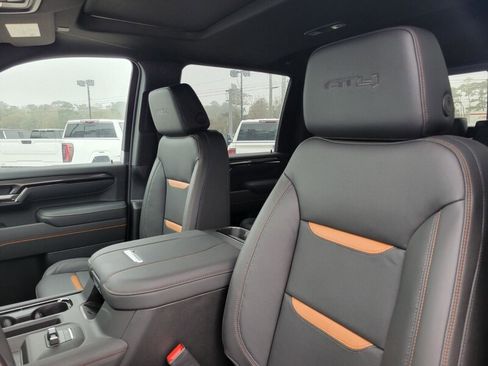 New 2026 GMC Sierra 3500 AT4 w/ AT4 Premium Plus Package image 10