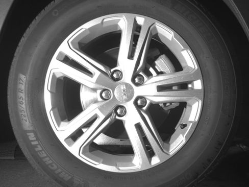 Used 2024 GMC Terrain SLE image 13