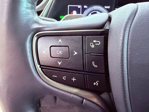 Certified 2020 Lexus ES 300h w/ Premium Package image 21