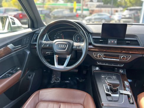 Used 2020 Audi Q5 2.0T Premium w/ Convenience Package image 12