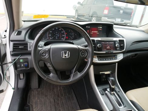 Used 2014 Honda Accord EX-L image 19