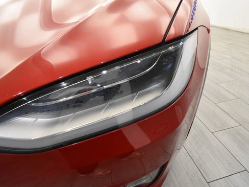Used 2018 Tesla Model X 75D AWD/4WD image 10