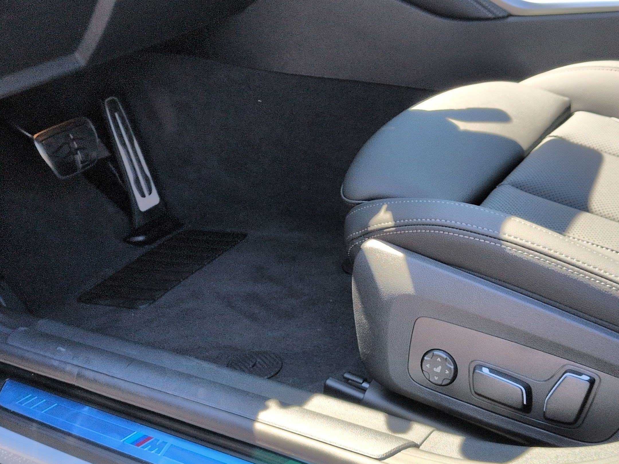 New 2026 BMW 430i w/ M Sport Package RWD image 17
