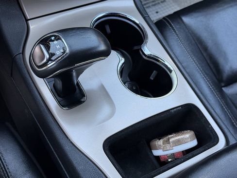 Used 2015 Jeep Grand Cherokee Limited RWD image 25