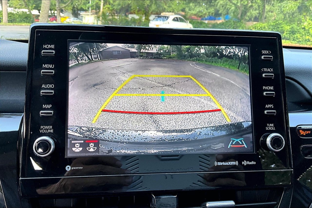 Used 2024 Toyota Camry XLE FWD image 13