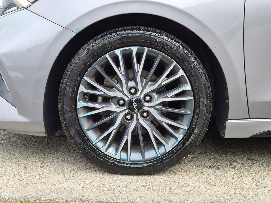 Used 2023 Kia Forte GT-Line FWD image 26