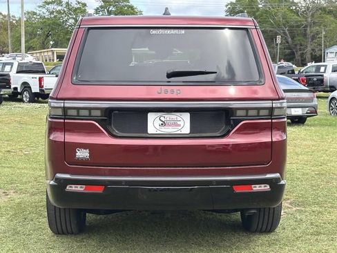 New 2026 Jeep Grand Wagoneer Limited AWD/4WD image 5