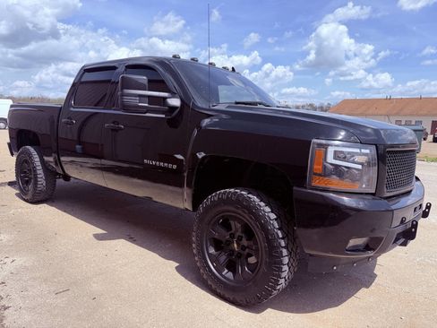 Used 2012 Chevrolet Silverado 1500 LTZ w/ LTZ Plus Package AWD/4WD image 7