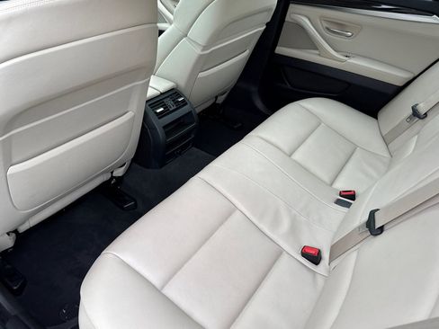 Used 2011 BMW 535i Sedan image 15