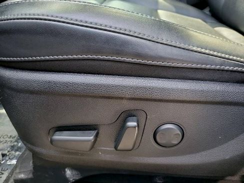 Used 2024 Kia Telluride S w/ S Sunroof Package FWD image 23