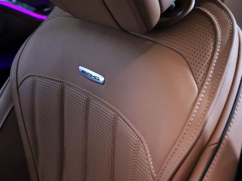 Used 2024 Mercedes-Benz S 63 AMG S w/ Carbon Fiber Exterior Package image 19