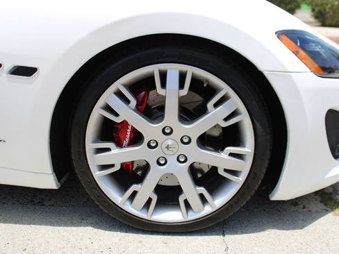Used 2014 Maserati GranTurismo MC RWD image 36