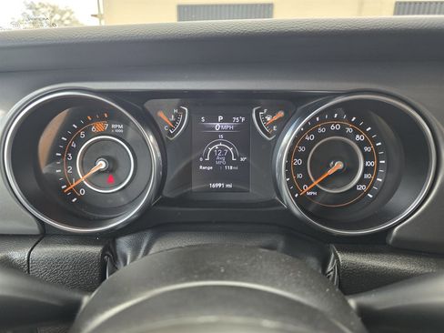 Used 2023 Jeep Wrangler Unlimited Sport AWD/4WD image 18