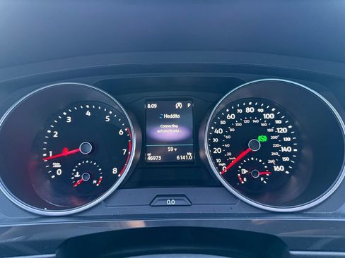 Used 2020 Volkswagen Tiguan SE R-Line image 19