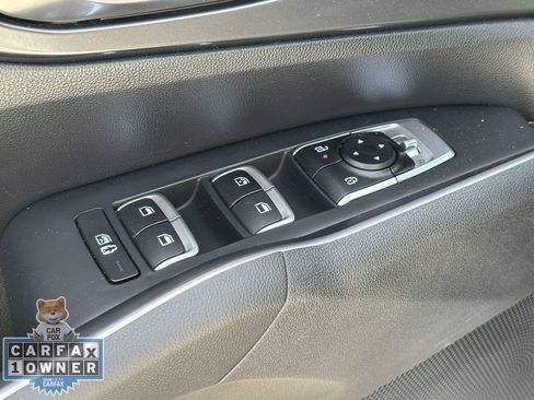 Used 2024 Kia Sorento S AWD/4WD image 20