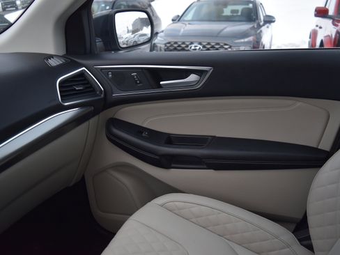 Certified 2024 Ford Edge Titanium w/ Equipment Group 301A image 18