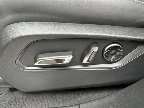 Used 2024 Acura RDX SH-AWD w/ Technology Package image 12