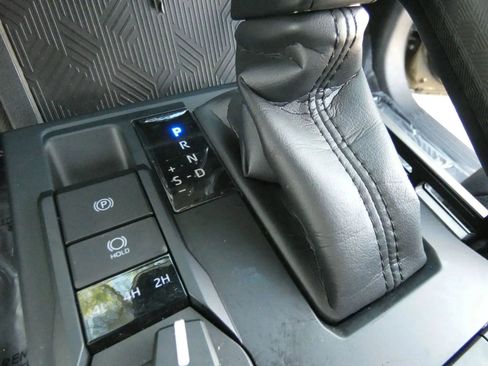 Used 2025 Toyota Tacoma TRD Sport image 72