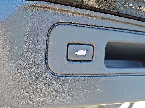 Used 2024 Honda Passport Black Edition image 32