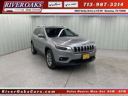 Used 2021 Jeep Cherokee Latitude Lux w/ Sun & Sound Group