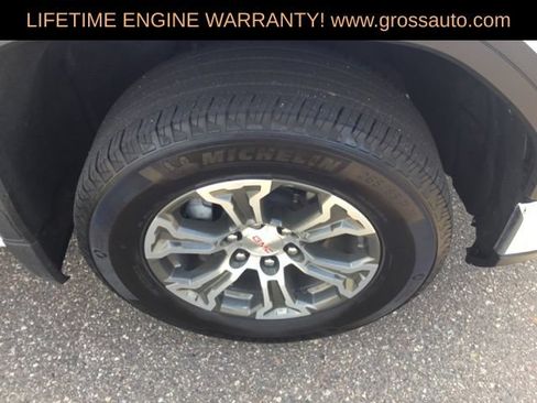 Used 2026 GMC Sierra 1500 SLT AWD/4WD image 11