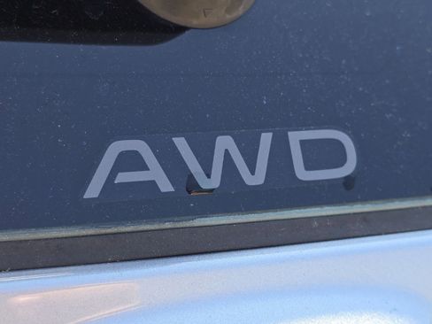 Used 2023 Honda CR-V LX image 30