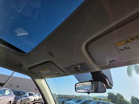 New 2025 Hyundai Venue SEL image 12