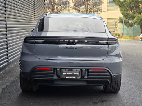 New 2026 Porsche Macan 4 Electric AWD/4WD image 6