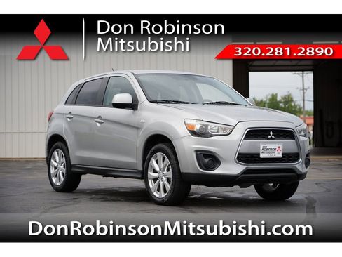 Used 2015 Mitsubishi Outlander Sport ES image 1