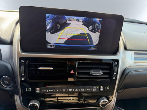 Used 2023 Lexus GX 460 Premium w/ Premium Package image 30