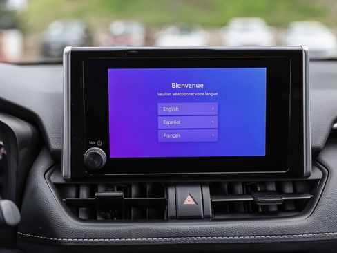 Used 2025 Toyota RAV4 XLE image 14