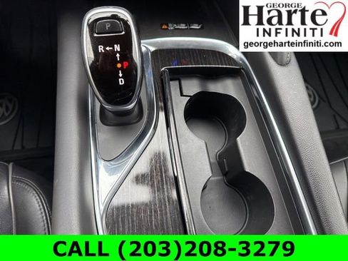 Used 2020 Buick Enclave Avenir w/ Avenir Technology Package AWD/4WD image 17
