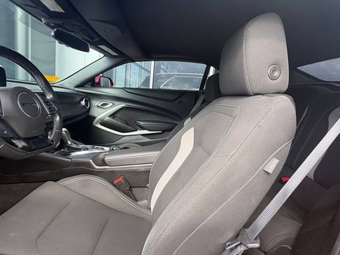 Used 2023 Chevrolet Camaro LT RWD image 10