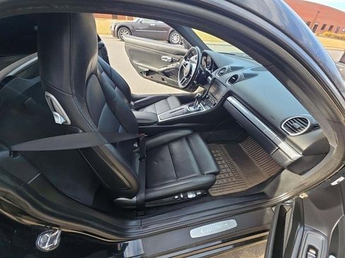 Used 2019 Porsche 718 Cayman Base image 5