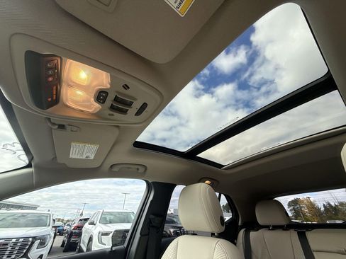 Certified 2023 Buick Encore GX Essence w/ Experience Buick Package image 24