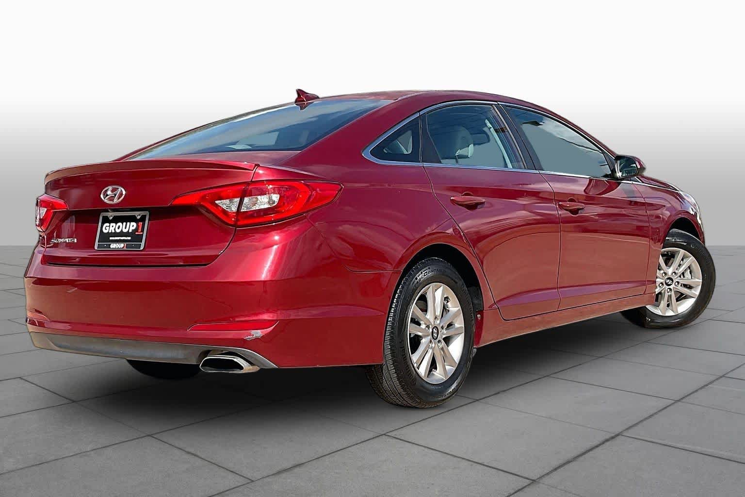 Used 2016 Hyundai Sonata SE FWD image 13