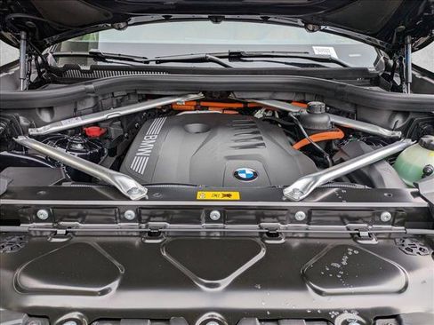 New 2026 BMW X5 xDrive50e w/ M Sport Package image 18