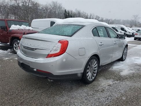 Used 2015 Lincoln MKS AWD w/ Equipment Group 101A image 4