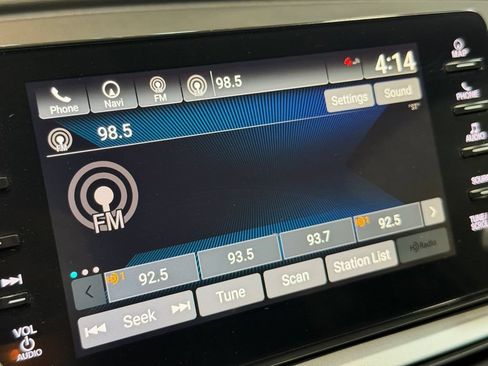 Used 2019 Honda Accord Touring image 21