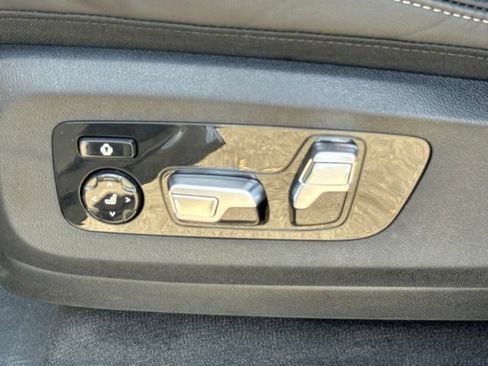Used 2026 BMW X7 xDrive40i AWD/4WD image 21