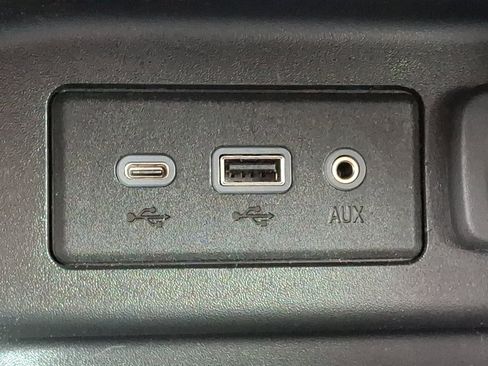 Certified 2023 Chevrolet Equinox LT image 24