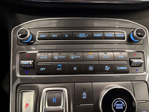 Used 2023 Hyundai Santa Fe SEL w/ Cargo Package image 19