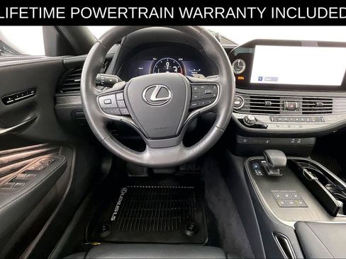 Used 2024 Lexus LS 500 RWD image 6