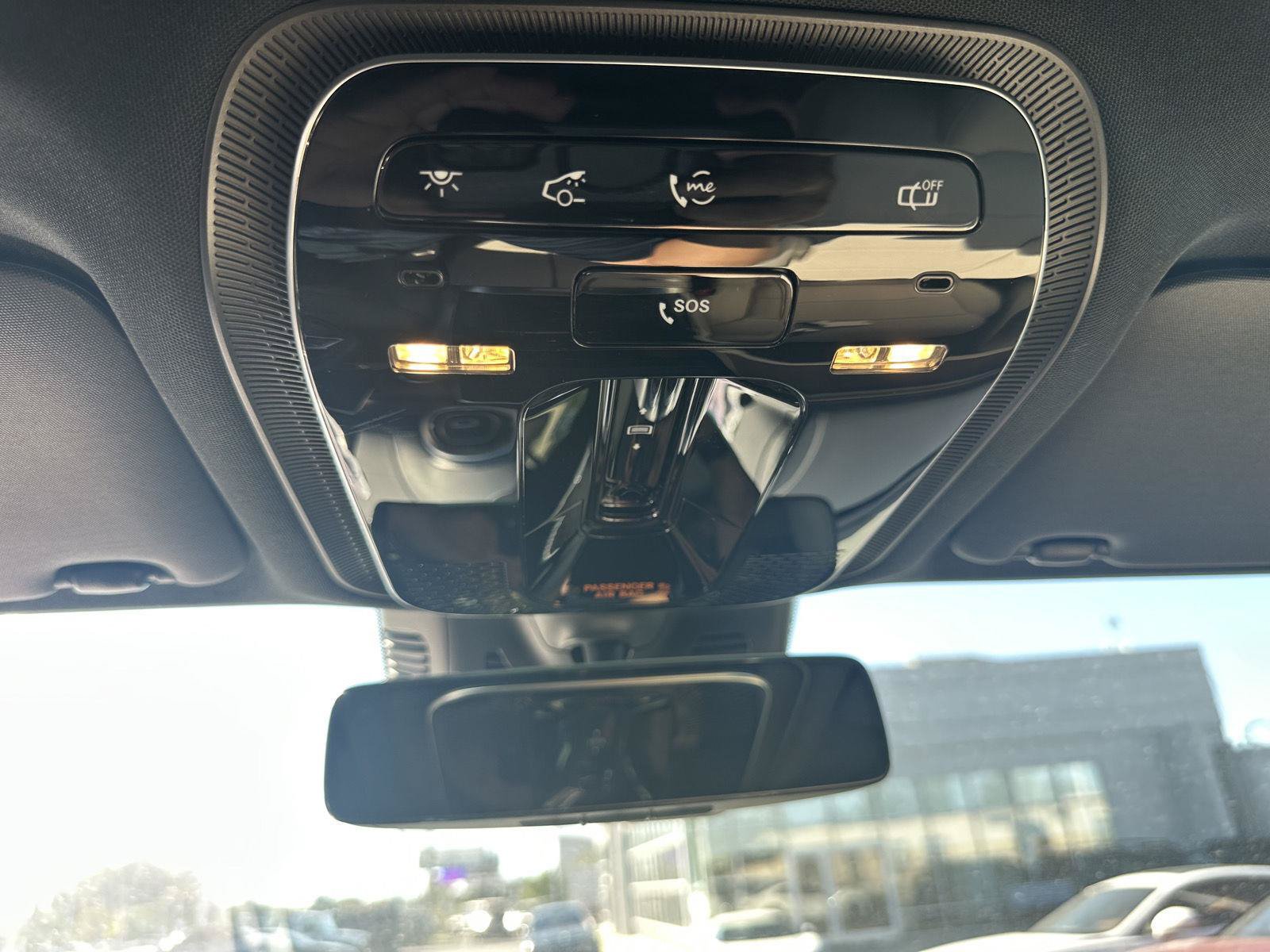 Used 2023 Mercedes-Benz GLC 300 4MATIC image 36