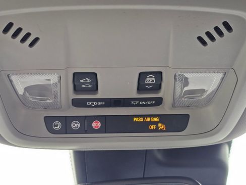 Used 2022 Chevrolet Malibu Premier FWD image 34