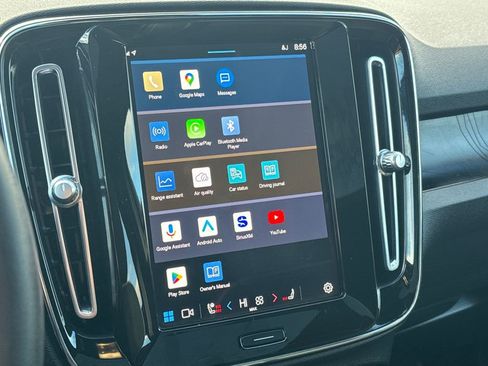 Used 2023 Volvo C40 P8 Recharge Ultimate w/ Protection Package Premier image 23